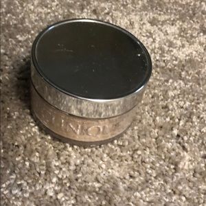 Clinique face powder